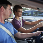 Recomendaciones de seguridad vial para conductores adolescentes