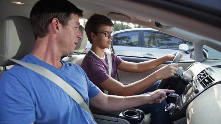 seguridad-vial-para-conductores-adolescentes